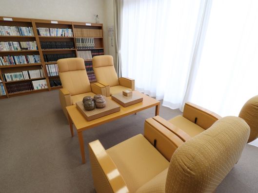 図書娯楽室