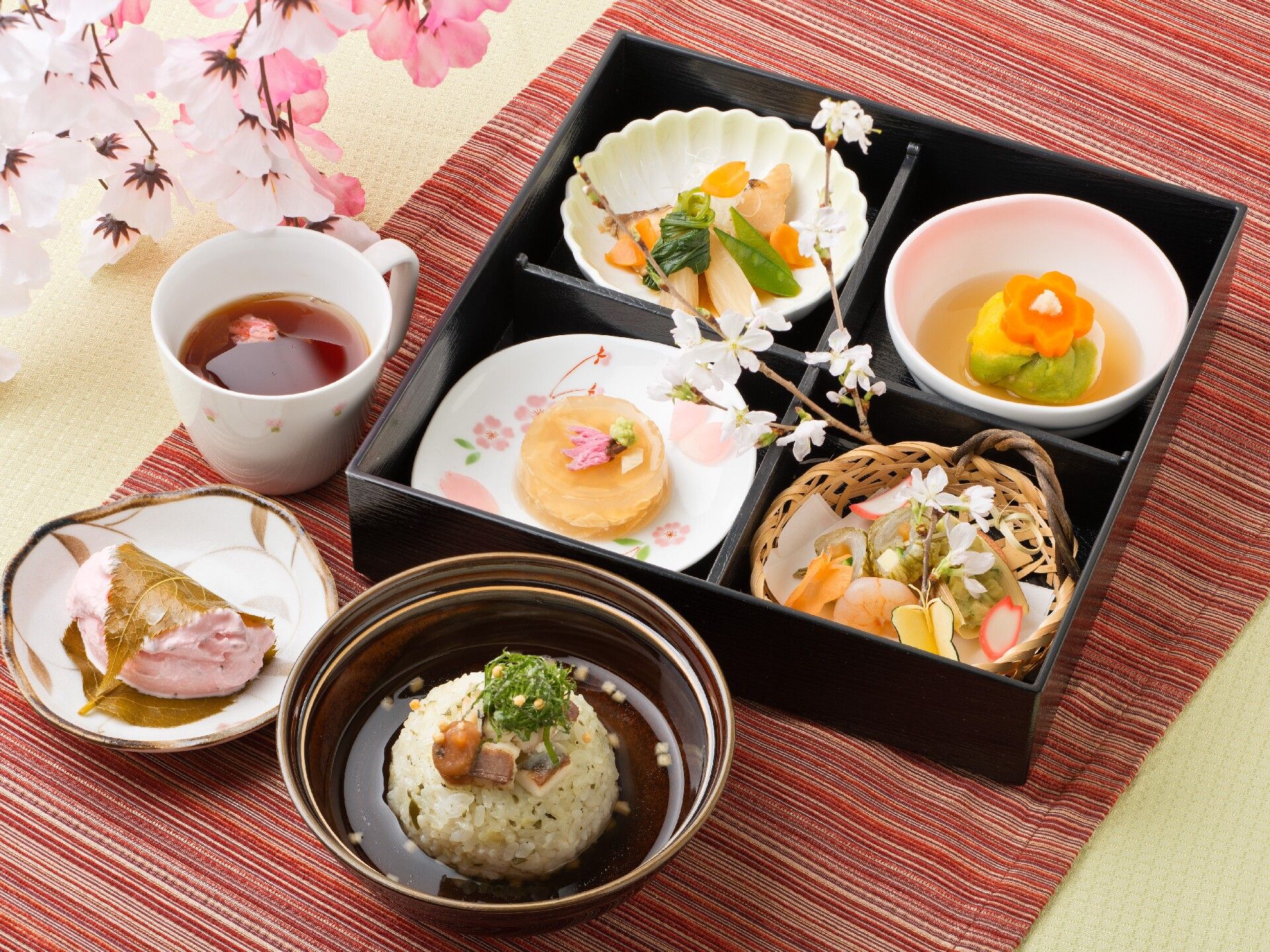 彩り豊かな季節の料理