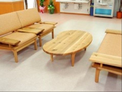 「百ねん庵楠」のロビー。訪問者の方が見えた際に、ここでお話ができる。