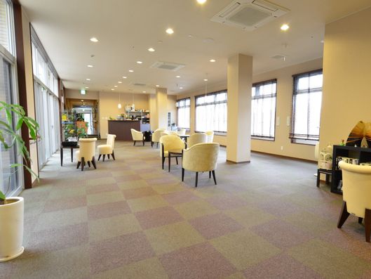 ラウンジ