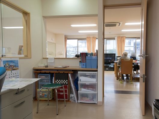 いつでも対応できるスタッフルーム