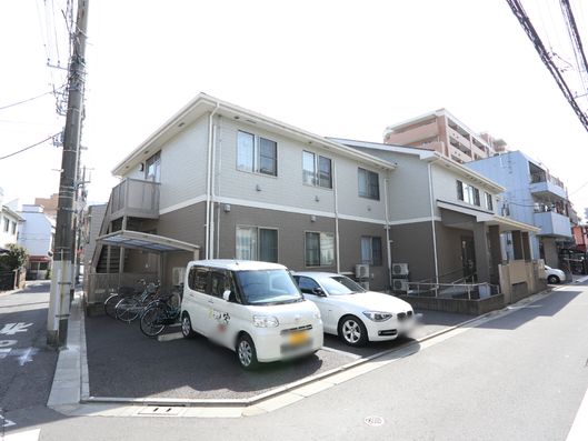 2階建ての施設