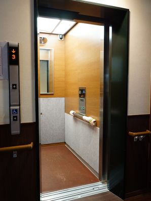 エレベーター