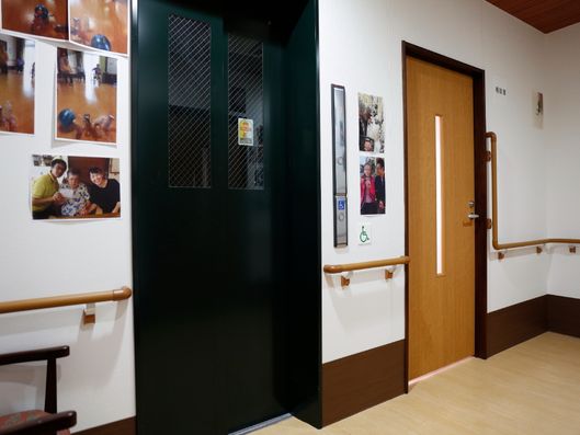 廊下・エレベータ前