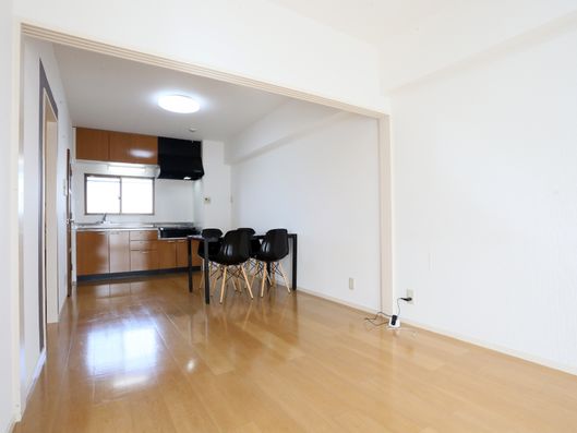 リビングダイニング