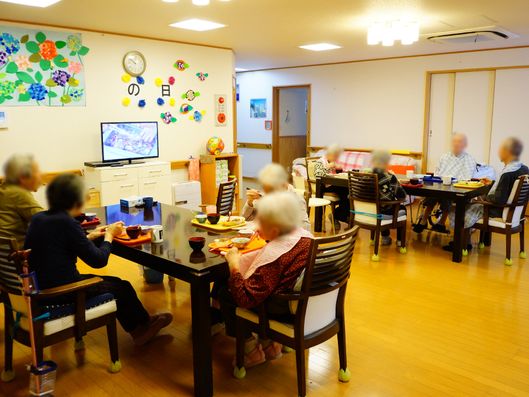 温かみのある食堂スペース