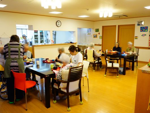 アットホームな雰囲気の食堂