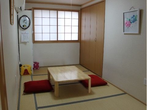 「グループホーム ゆう希苑 まごめざわ」の居室。入居者様のお好みで、和室や洋室を選択ができる。