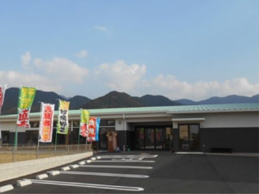 外観・駐車場