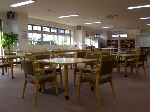 「医療法人社団浜松平良内科 おおるり三島」のデイサービス。施設と一体型になっているので、移動距離が近くて楽である。