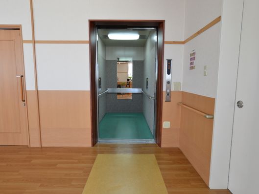 エレベーター