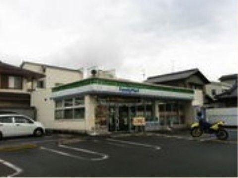 フォレストライフ善根寺のコンビニ。日々の生活を不自由なくお過ごし頂ける環境となっております。