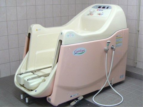 有料老人ホーム ライズの機械浴室。充実した浴室環境がございますので、ご負担の少ないご入浴ができます。