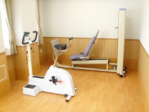 グランディール名古屋北のリハビリステーション。それぞれに合わせたリハビリプログラムを作成しておりますので、無理なく毎日続けていただけます。