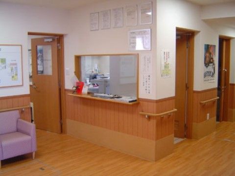 「ニチイケアセンター厚別」のヘルパーステーション。相談や悩み事は、スタッフルームを尋ねると対応する。
