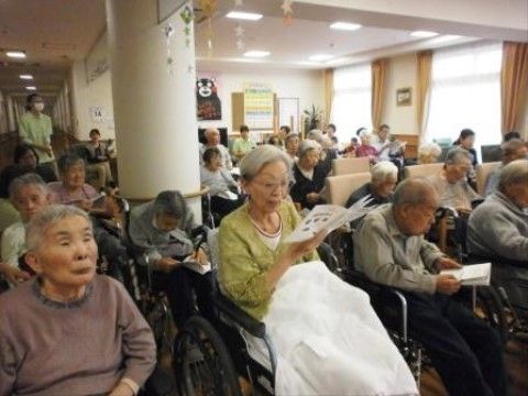 ニチイケアセンター帯広緑ヶ丘のレクリエーション。毎日をいきいきとお過ごしいただけるようなサービス・レクリエーションをご用意しております。