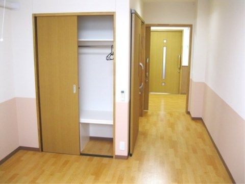 ニチイケアセンター内野本郷の居室。居室は個室制となっておりますので、毎日を自分のペース・リズムでおすごしいただけます。