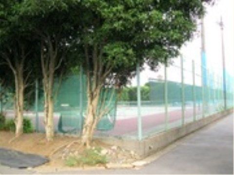 ニチイケアセンター内野本郷の周辺環境。日々のお散歩では近隣の方々と触れ合える社交場となっております。