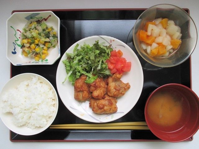 ニチイケアセンター長野南のお食事。毎日新鮮な食材で季節を感じるおいしいお食事をご提供しております。