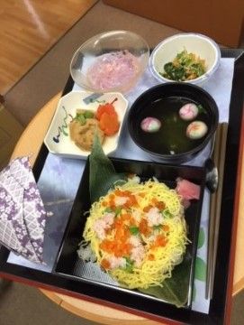 ニチイケアセンター富士厚原の食事。栄養バランスの整ったおいしいお食事を毎日作りたてでご提供しております。