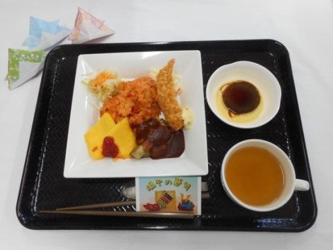 ニチイケアセンター名古屋みなとのイベント食。新鮮で旬な食材を使用したおいしいお食事をご用意しております。