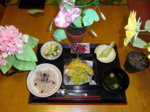 「ニチイケアセンター引山」のイベント食。お食事の最後には必ずデザート付きになっている。