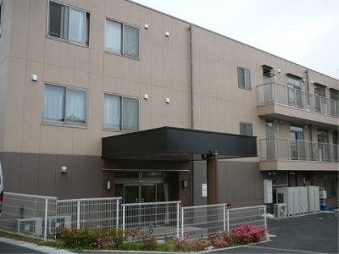 ニチイケアセンター仙台松森の外観。緊急時に迅速な対応ができるように常時スタッフが待機しております。