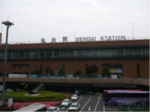 ニチイケアセンター仙台若林の周辺環境。駅からのアクセスがしやすく、気軽にご面会にお越しいただけます。
