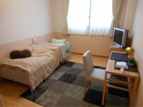ニチイケアセンター熊本飽田東の居室。毎日を自分らしく、不自由のないご自宅のようにお使いいただける環境となっております。