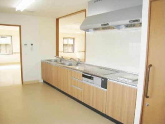 共有システムキッチン