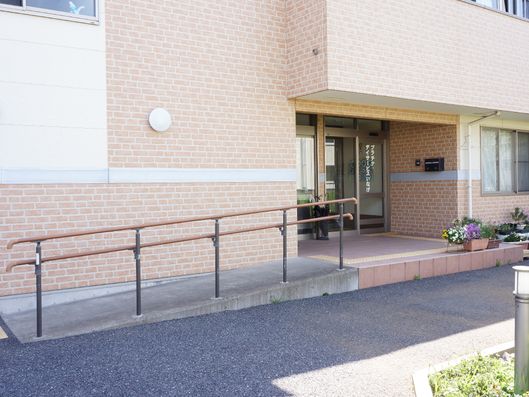 玄関前スロープ