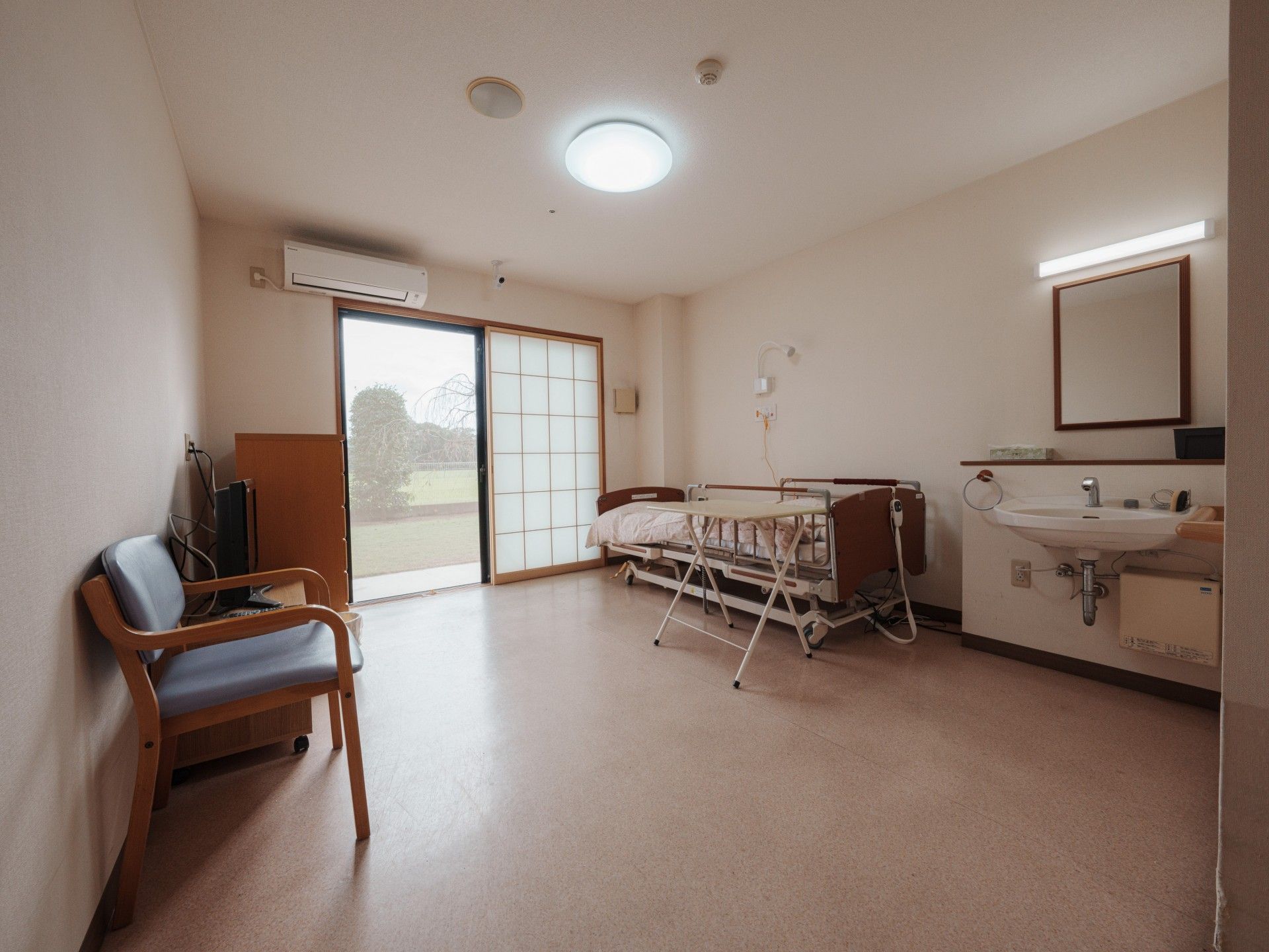 落ち着いた個室の様子