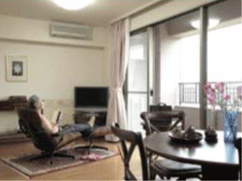 ウェルファ豊丘の居室。毎日を自分らしく、快適にお過ごしいただける居室環境をご用意しております。