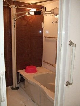 みわ憩の家の浴室。プライバシーを守りながらご自宅のように、ゆっくりとご入浴いただけます。