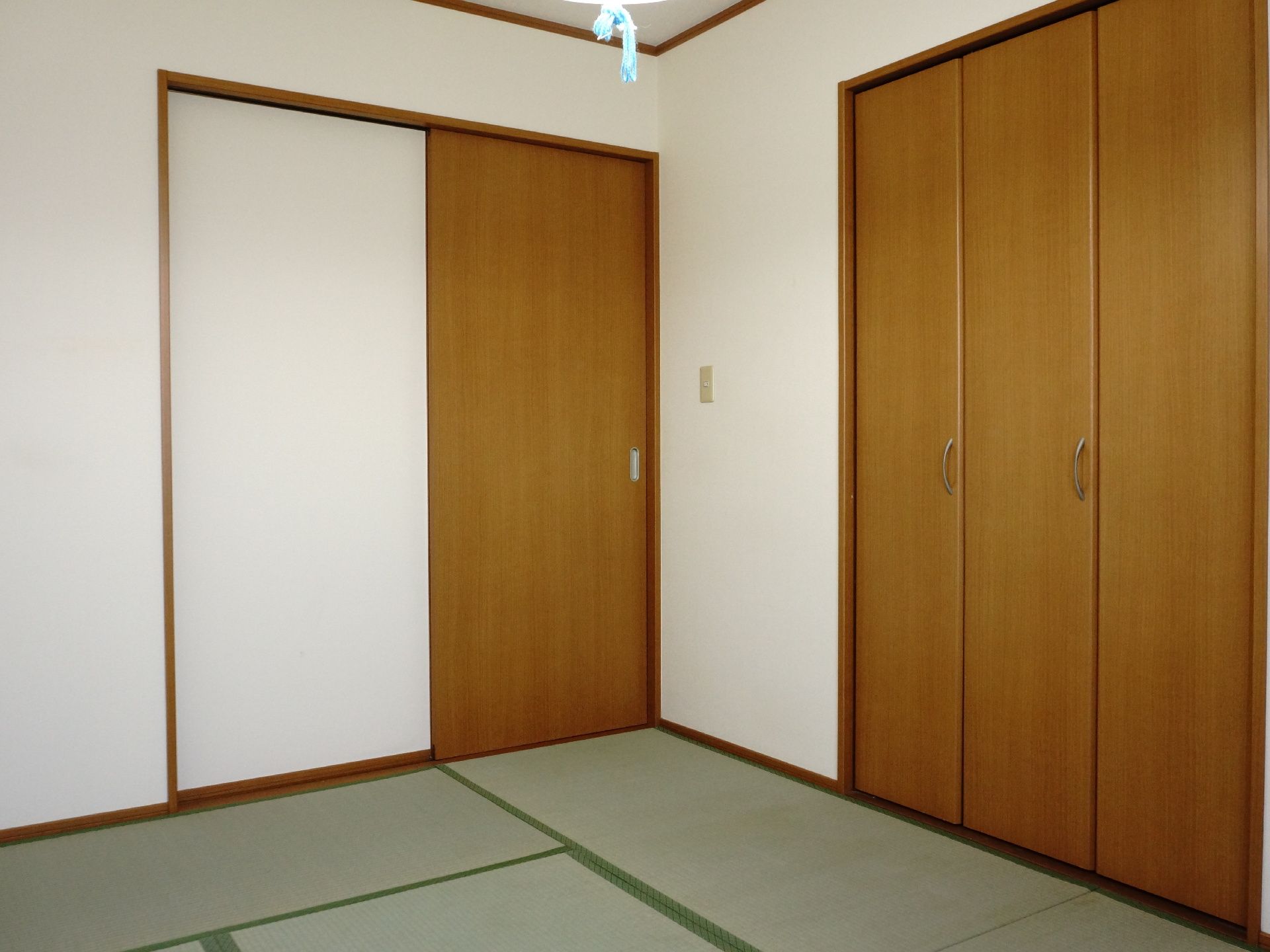施設内には、和室タイプの居室も用意されている。認知症ケアにおいて大切な、安らぎの住空間造りが充実している。