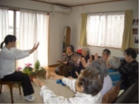 グループホームかがやき新松戸のレクリエーション。毎日様々な種類のレクリエーションを催しております。