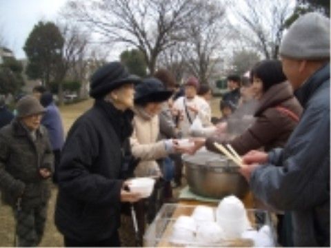 グループホームかがやき新松戸のレクリエーション。季節を感じながら日々をお送りいただける工夫がレクリエーションにはございます。