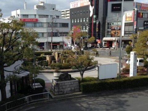 アットホームこころの周辺環境。施設へは様々な駅・路線を使ってのご来訪が可能です。