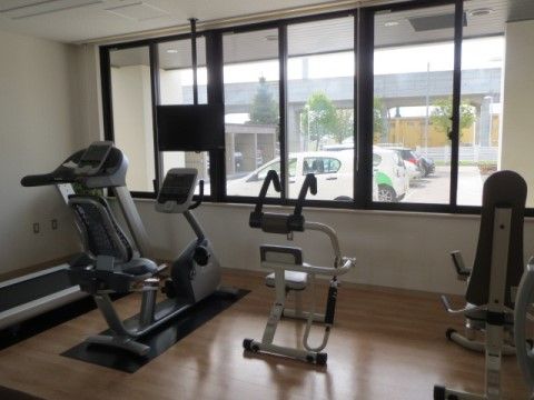 「mottoたくま宿」のトレーニングルーム。機能回復、筋力向上のトレーニングを目的とした部屋である。