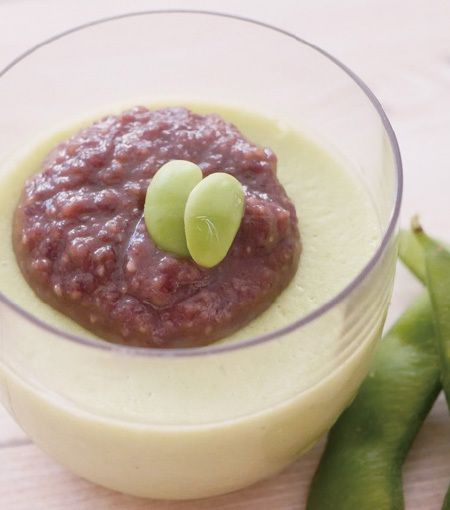 小豆と枝豆がのったデザート