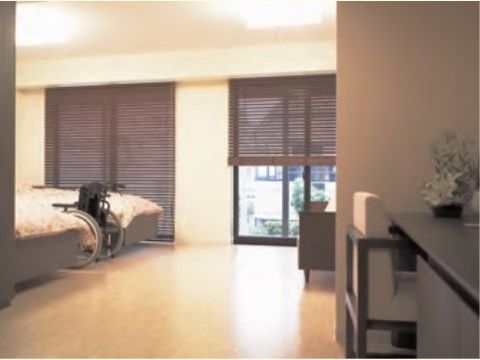 クラシックガーデン文京根津の居室。完全個室制となっている居室では、毎日自分らしくお過ごしいただけます。