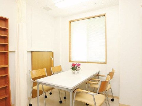 清潔な居室の一角