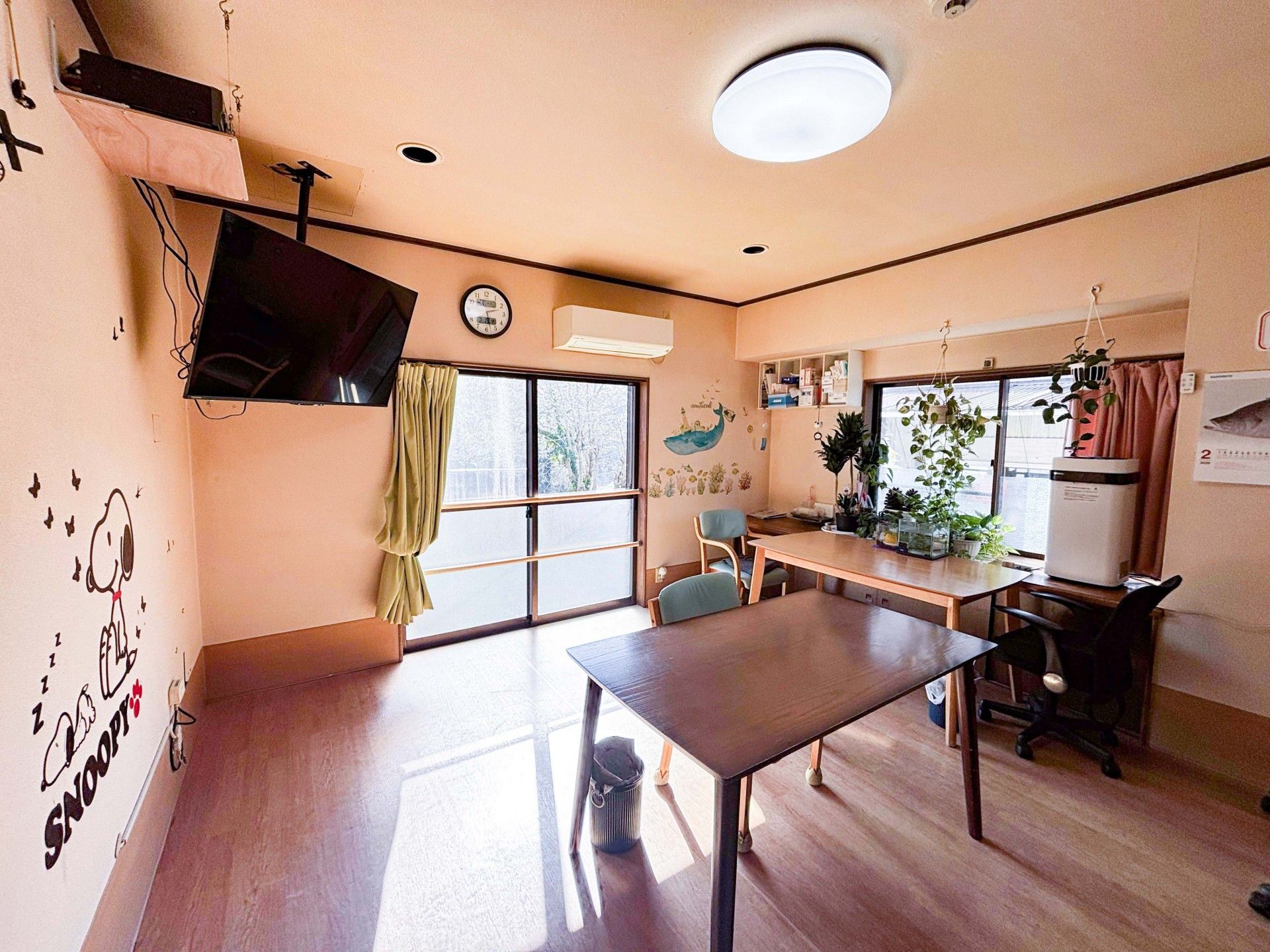 明るい部屋の一角