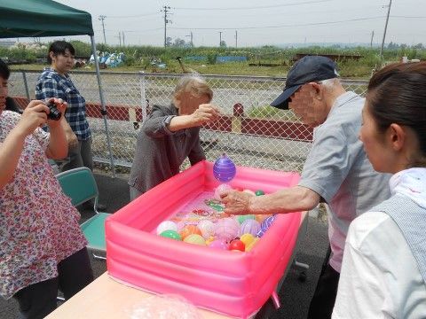 ここさいむら青葉のレクリエーション。地域の方々を交えてのレクリエーションやイベントを定期的に開催しております。