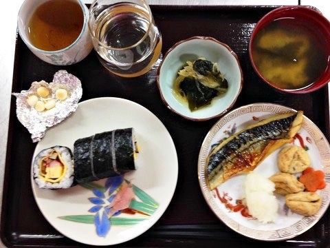 ライフガーデン御幸の食事。飽きずにお食事いただける豊富な献立・メニューをご用意しております。