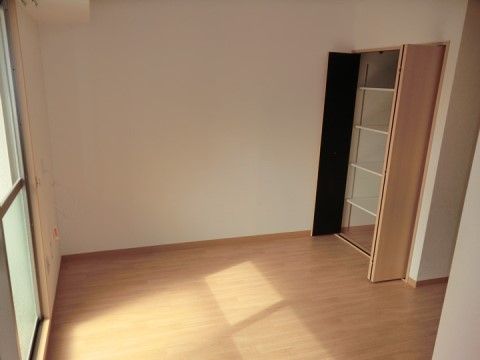 「はーとらいふEBISU」の居室。インテリアの模様替えは自由に変えることができる。