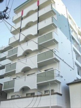 「はーとらいふEBISU」の外観。各フロアにはベランダが設けられており、街並みや衣類を干すことができる。