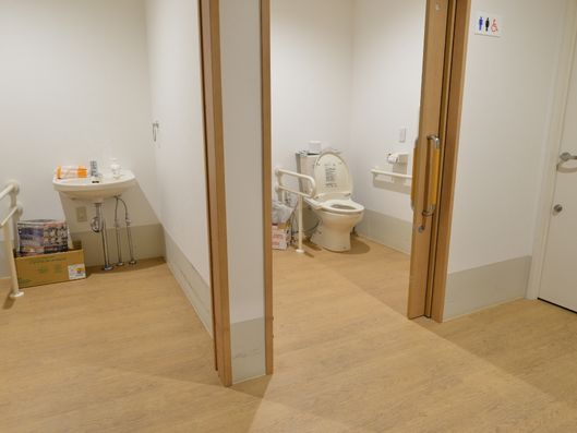 共有トイレ