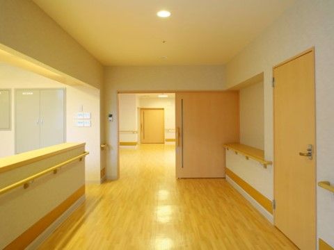 複合施設 ホーム・スイートホームきらり（介護付・住宅型併設）のサービスステーション。緊急時に備え、スタッフが常時こちらにて待機しております。夜間でもお気軽にご利用ください。