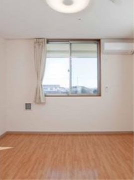 ワールドステイともべの居室。居室は全て完全個室性となっておりますので、ご自宅のように日々をお送りいただけます。